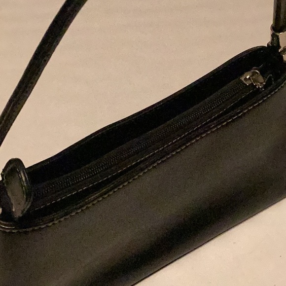 Purse - Picture 4 of 8